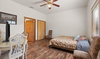 6351 SW 2nd Ln, Bell, FL 32619