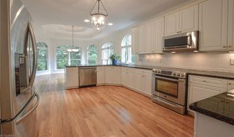 162 N Hiddenbrooke Dr, Advance, NC 27006