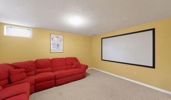 222 W HOPE Ct, Bear, DE 19701