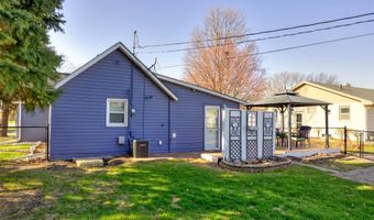 209 4th St SE, Altoona, IA 50009
