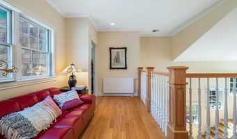 1026 Essex St, Bangor, ME 04401