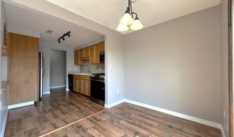 10 Cambridge E, Amherst, NY 14221