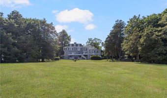 44 Bliss Mine Rd 10, Middletown, RI 02842