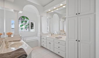 21501 Lake George Blvd, Oak Grove, MN 55303