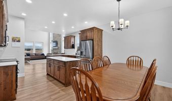 560 Aurora Blvd, Chubbuck, ID 83202