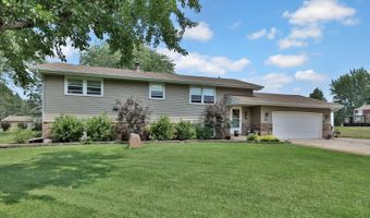 15117 Yakima St NW, Anoka, MN 55303