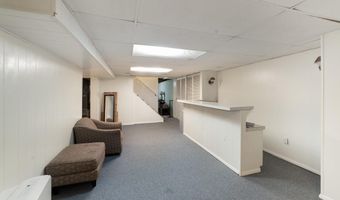 812 W Ctr, Alma, MI 48880
