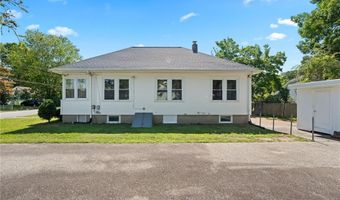 30 Alabama Ave, Warwick, RI 02888