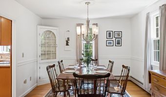 16 Williamsburg Dr, Amherst, NH 03031