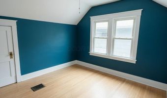 490 E Oakland Ave, Columbus, OH 43202