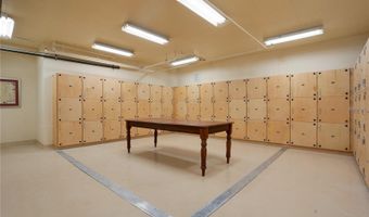 2305 EDGEWATER Dr 1606, Orlando, FL 32804