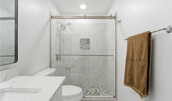 904 Wentworth Ct, Alpharetta, GA 30022