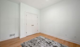 50 Beach View Dr, Stamford, CT 06902