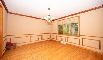 190 Wyeth Dr, Amherst, NY 14068