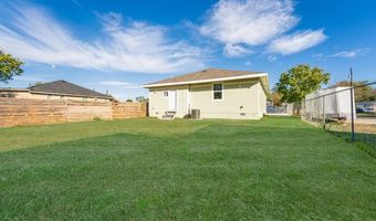 1615 Hough, Adkins, TX 78101