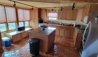 110 Los Rios Rd, Arroyo Hondo, NM 87513