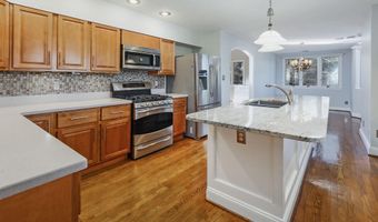 2018 SWAN Ter, Alexandria, VA 22307
