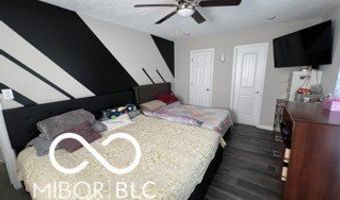120 W 5th St, Anderson, IN 46016