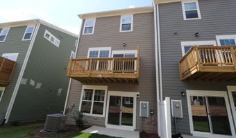 2722 Hunter Woods Dr, Apex, NC 27502