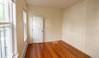 30 Hawthorne St 1, Boston, MA 02119
