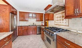25 Watson Dr, Andover, NJ 07801