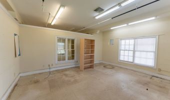 945 Pine Ave, Albany, GA 31701