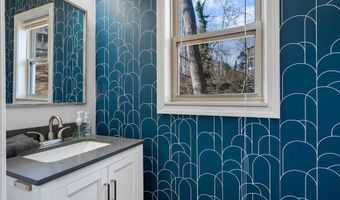 1301 Leeward Rd, Anderson, SC 29625