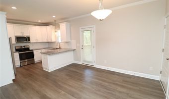 8424 Rhodes Rd, Apex, NC 27539