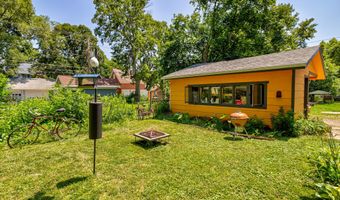 920 Clark Ave, Ames, IA 50010