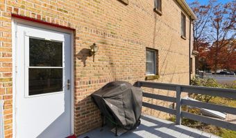 247 SERPENTINE Dr, Bayville, NJ 08721