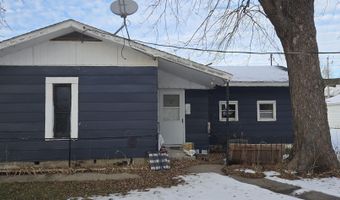 1666 Bridge St, Albia, IA 52531
