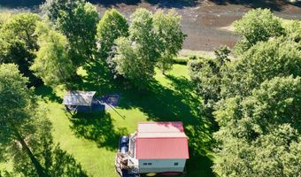 560 S Emerald Isle, Alderson, WV 24910