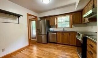 1200 Boxwood Ln, Apex, NC 27502