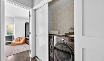 1950 Jasmine St, Denver, CO 80220