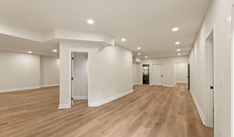 43864 ASHLAWN Ct, Ashburn, VA 20147