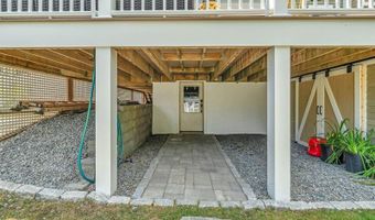 143 Maple St, Bangor, ME 04401