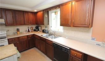 27 Partridge Dr, Agency, MO 64401