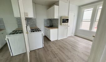 359 AVENUE E 4, Bayonne, NJ 07002