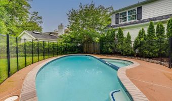 3602 SOUTH Pl #2, Alexandria, VA 22309