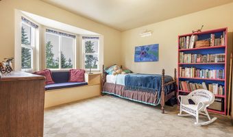 15631 Stanwood Cir, Anchorage, AK 99516