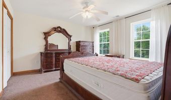 63 Fox Hill Rd, Albrightsville, PA 18210