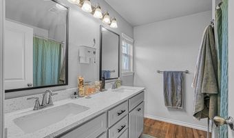 1537 Avalon Dr, Altus, OK 73521