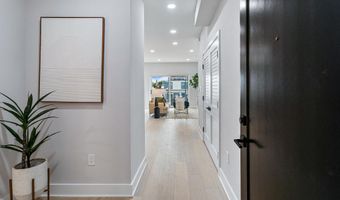 1516 E CAPITOL St NE, Washington, DC 20003