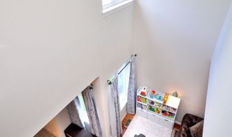 202 Castlewood Dr 202, Bloomfield, CT 06002