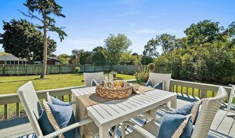 3313 S WEBSTER Ave, Allouez, WI 54301