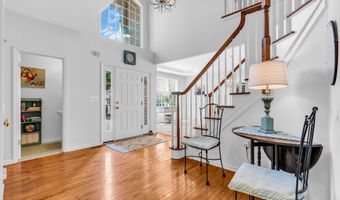 55 Sydney Ct, Atlantic Highlands, NJ 07716