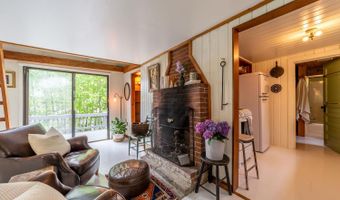 26 Don Gerry Rd, Bristol, NH 03222