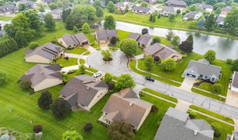 1114 Packard PL Pl, Auburn, IN 46706