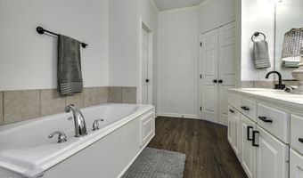 120 Lennox Pl, Brandon, MS 39042