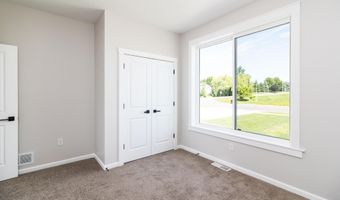 100 Schwinghammer Dr, Albany, MN 56307